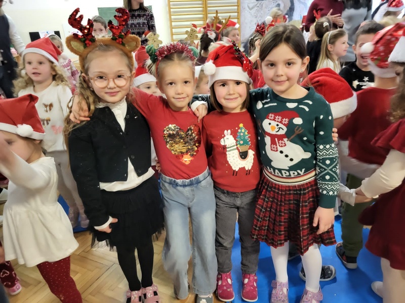 BOŽIĆNA PRIREDBA U TOMAŠEVIĆEVOJ - slika broj: 2